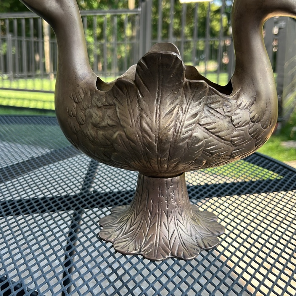 MID-CENTURY BRASS DOUBLE SIDED SWAN CANDY DISH-VINTAGE - Picture 4 of 15